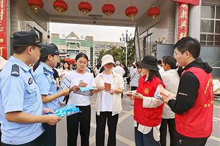 强行五五开！杜兰特半场12中6得17分 首节5中1&次节7中5砍14分